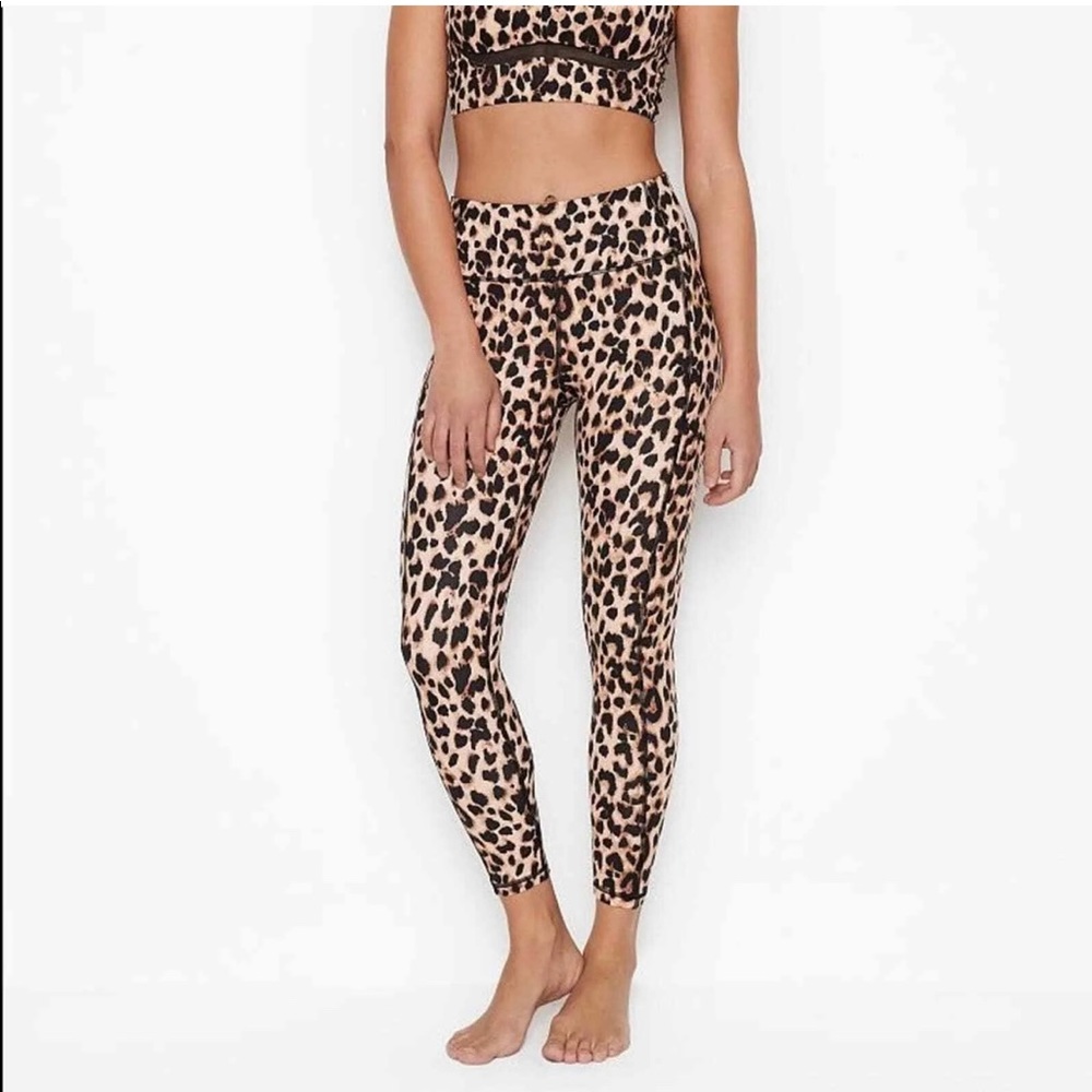🔴VS Leopard Leggings